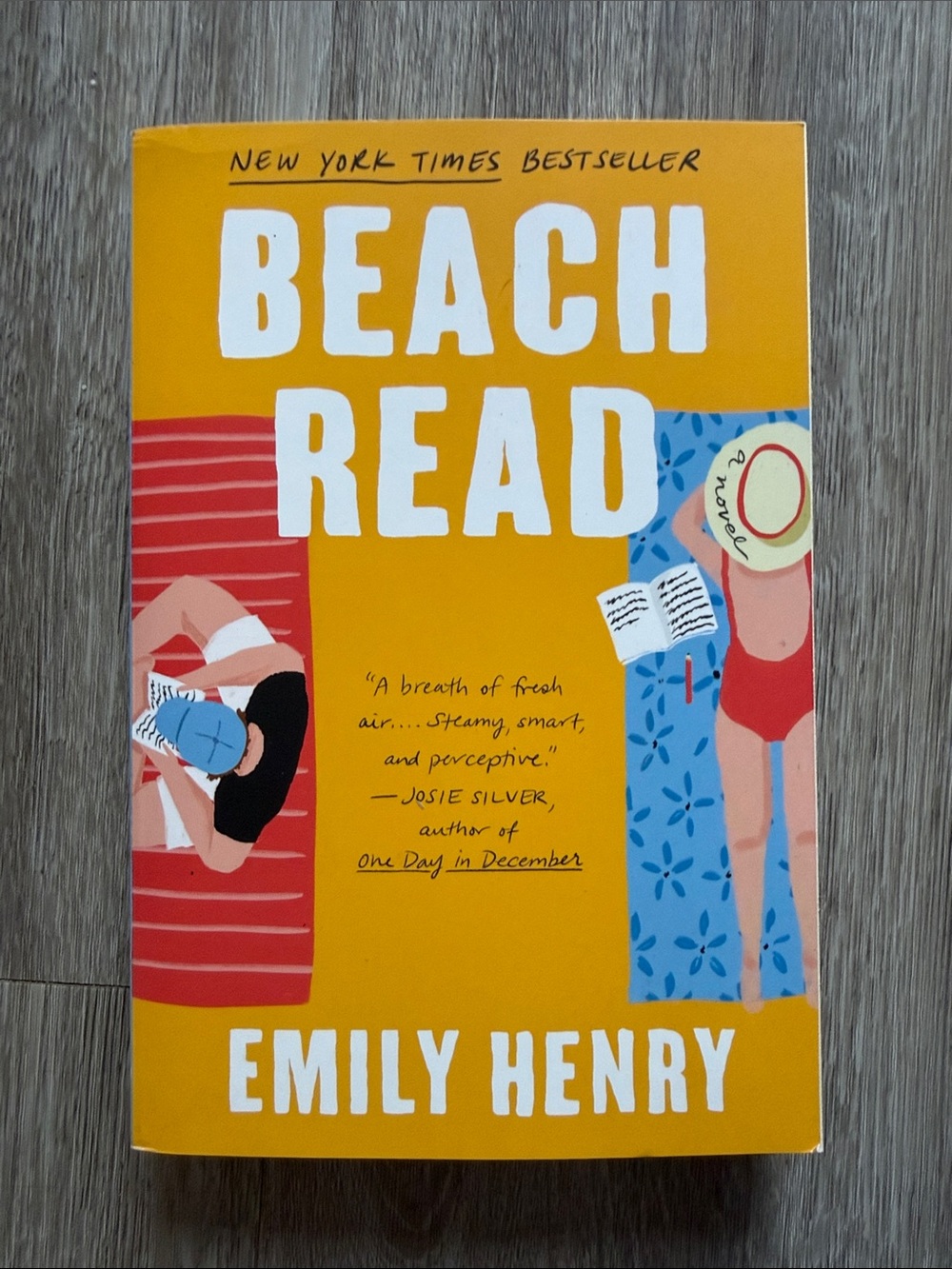 Beach Read by Emily Henry - Emily Henry